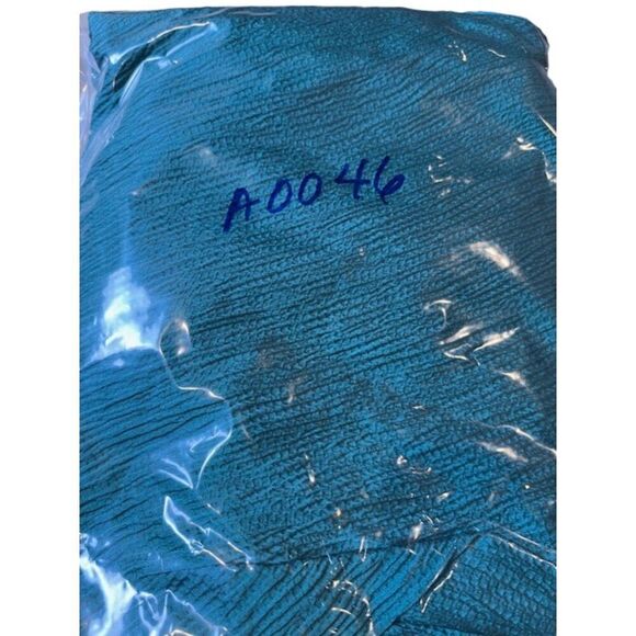 NWOT Monteau Los Angeles Green Top Cross front elastic waist, puff sleeve Large - Picture 10 of 10